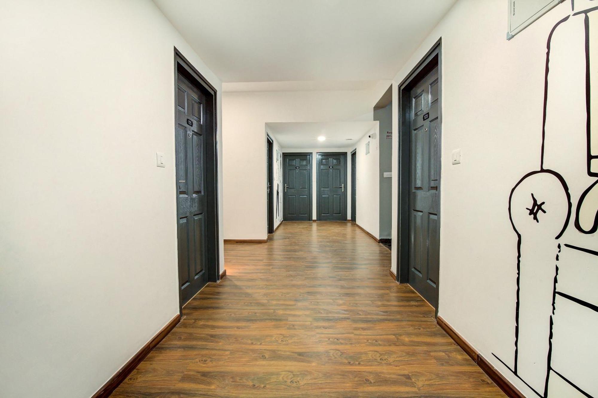 Hotel Townhouse Cr Park Near Lotus Temple à New Delhi Extérieur photo